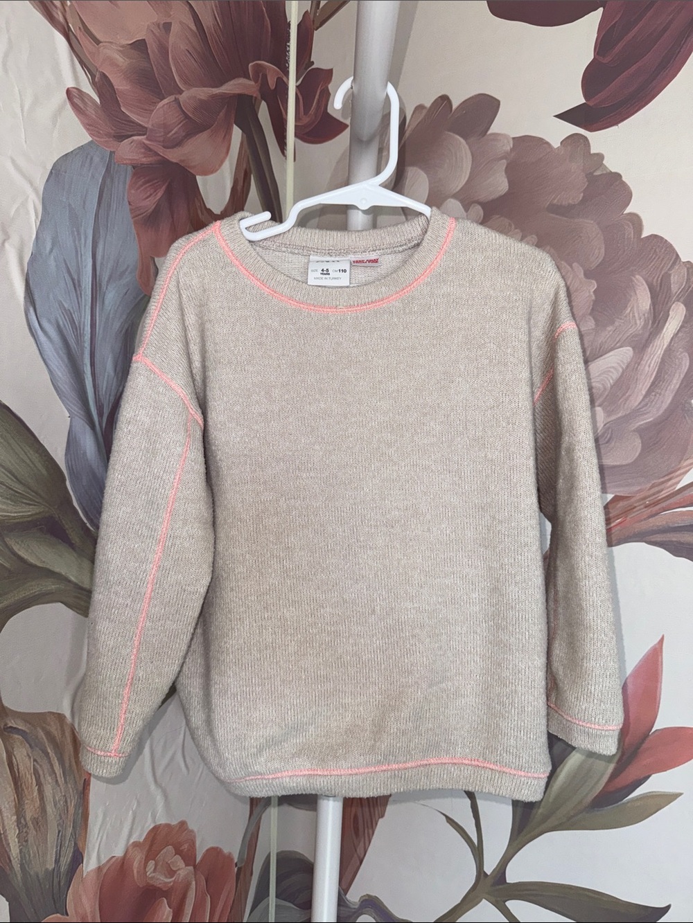 Kids ZARA Cream Crewneck Sweater with Pink Contrast Stitching - 4-5Y